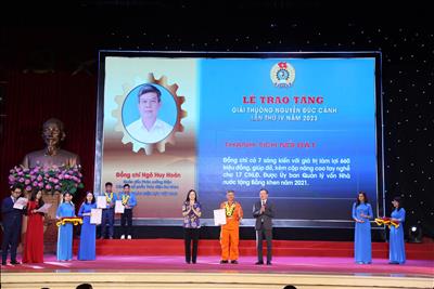 Lao động tiêu biểu của EVNGENCO1 được trao Giải thưởng Nguyễn Đức Cảnh năm 2023